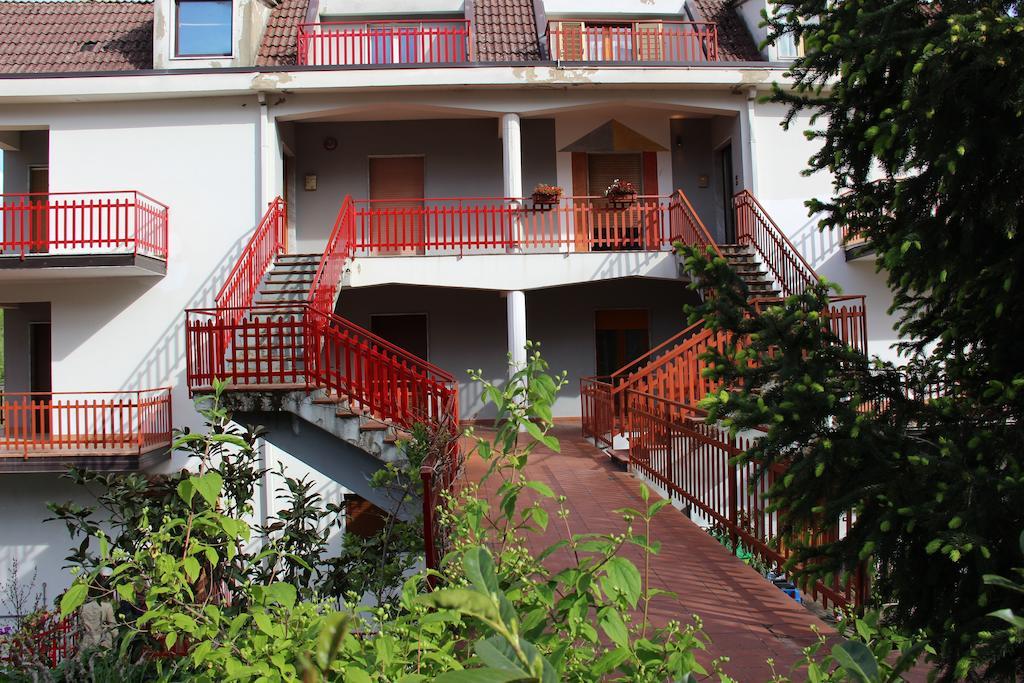 Lucanto Accommodations Calvello Номер фото